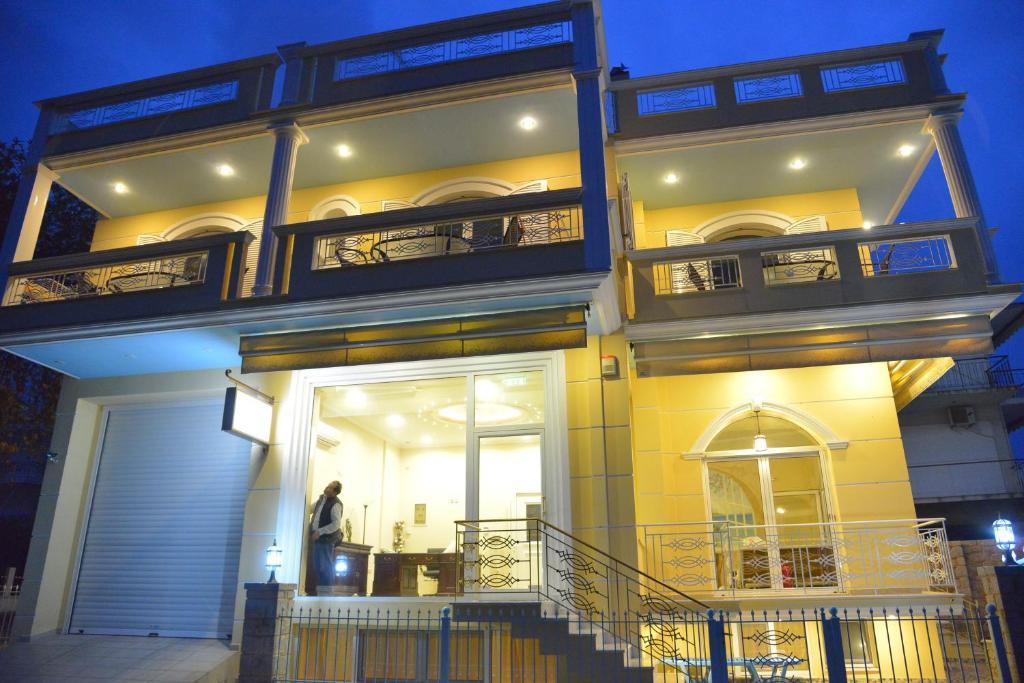 Royal'S Studios Loutra Edipsou  Exterior foto